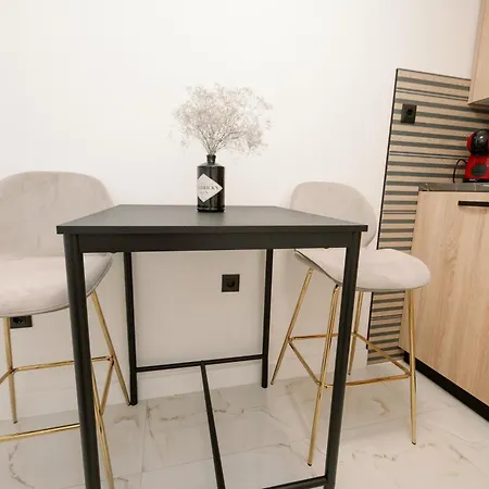 Mediterranean Oasis Old Town Apartment Split