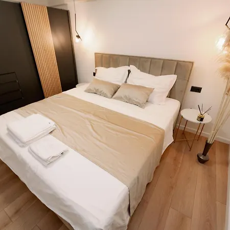 Lägenhet Mediterranean Oasis Old Town *