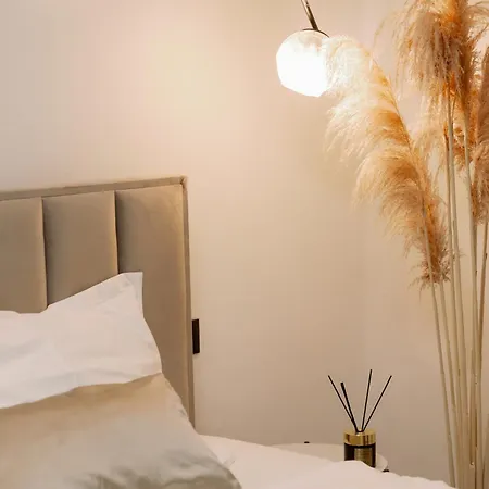 Apartment Mediterranean Oasis Old Town *