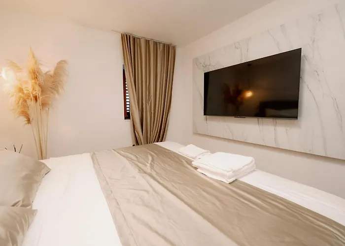 Lägenhet Mediterranean Oasis Old Town